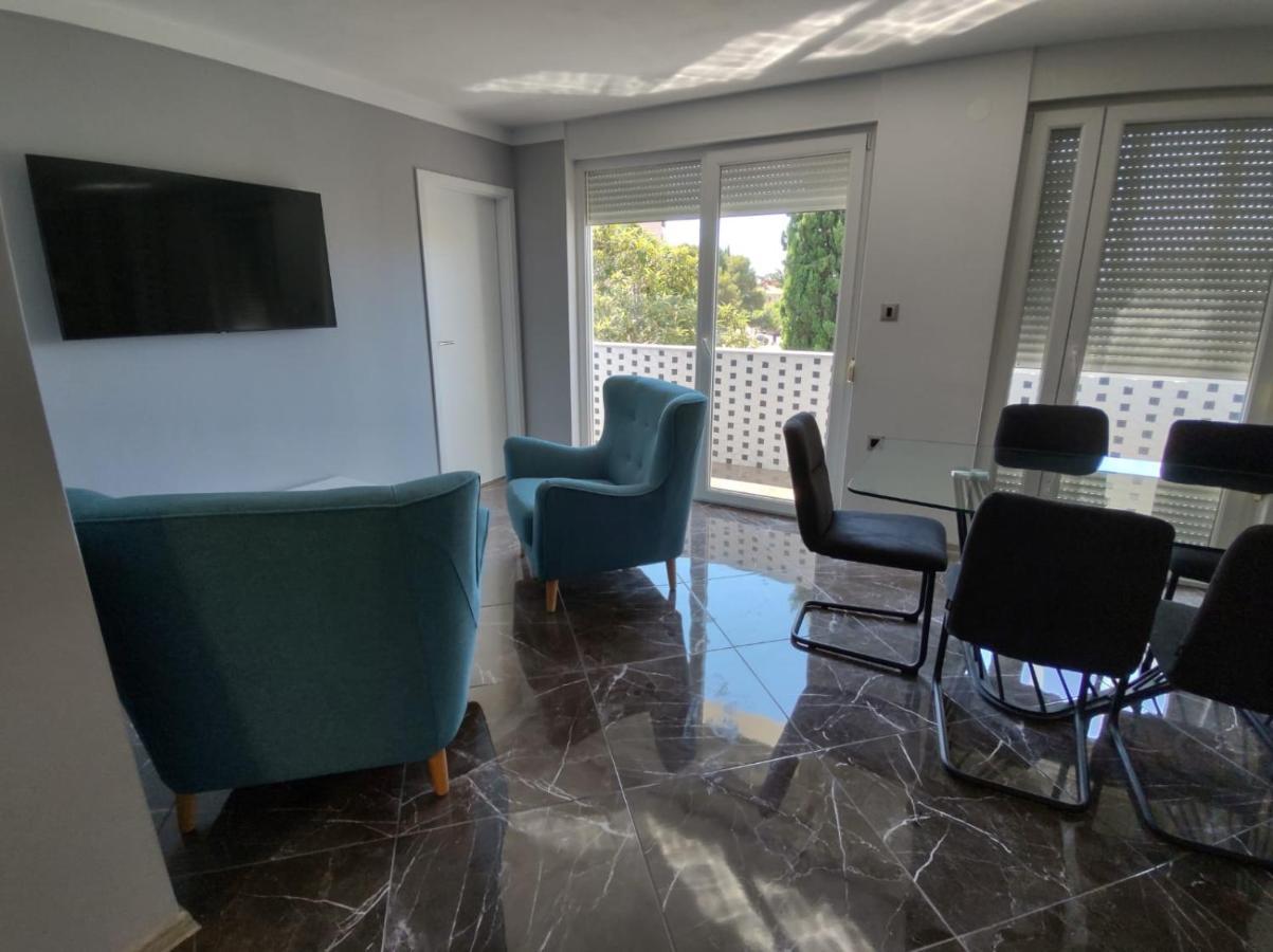 Modern Apartment Ana Rovinj Eksteriør bilde